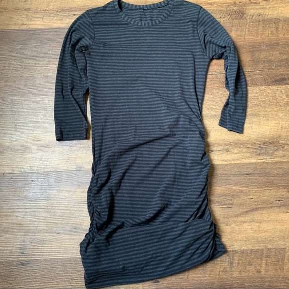 Lululemon dress - Picture 6 of 6